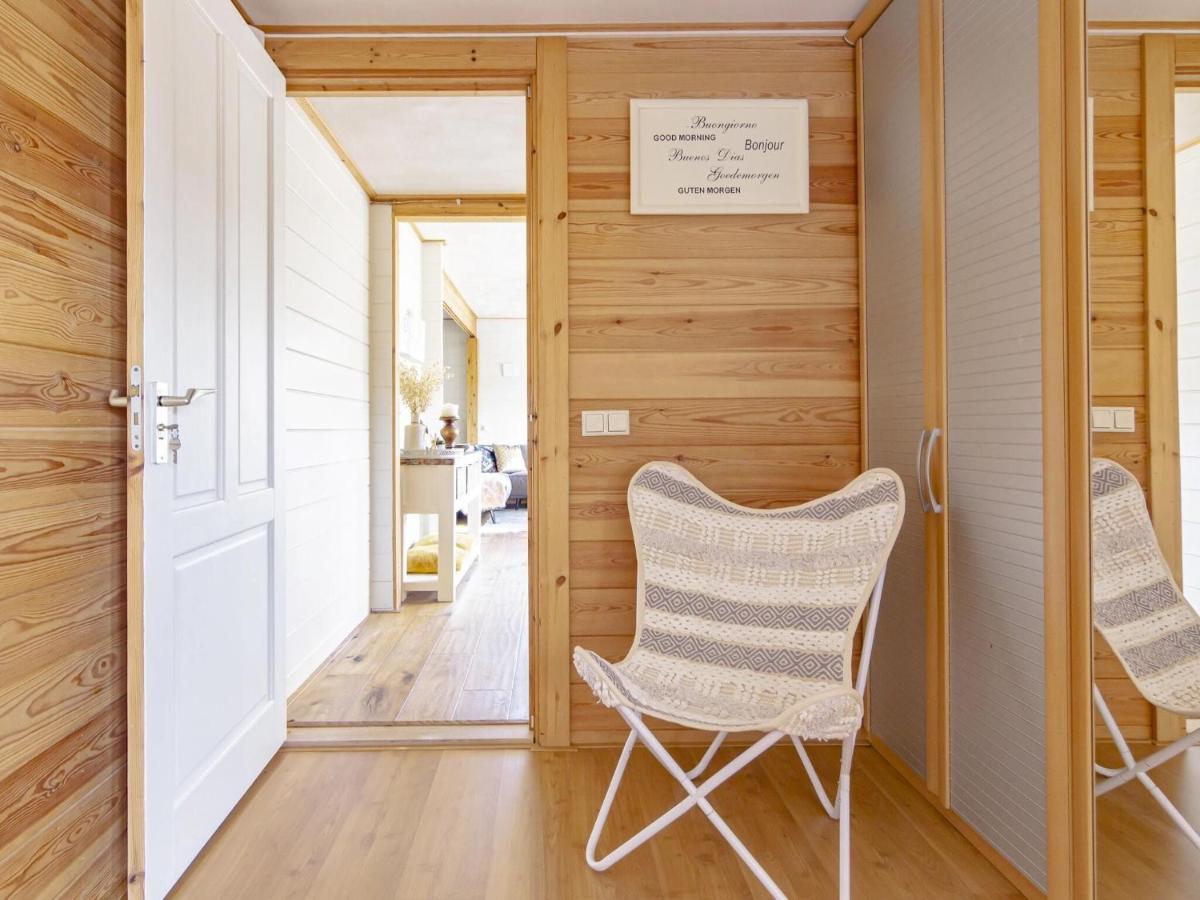 Beautiful Holiday Home With Private Terrace Kropswolde Eksteriør billede